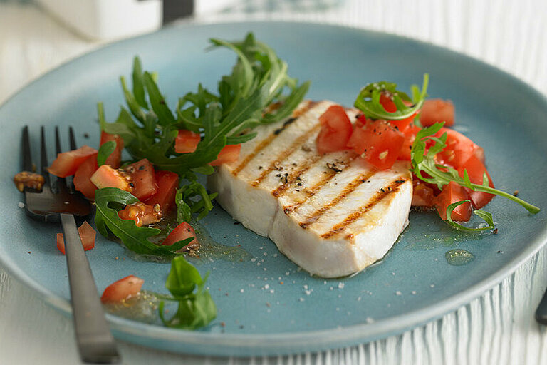 Recipe Swordfish with rocket and tomato
